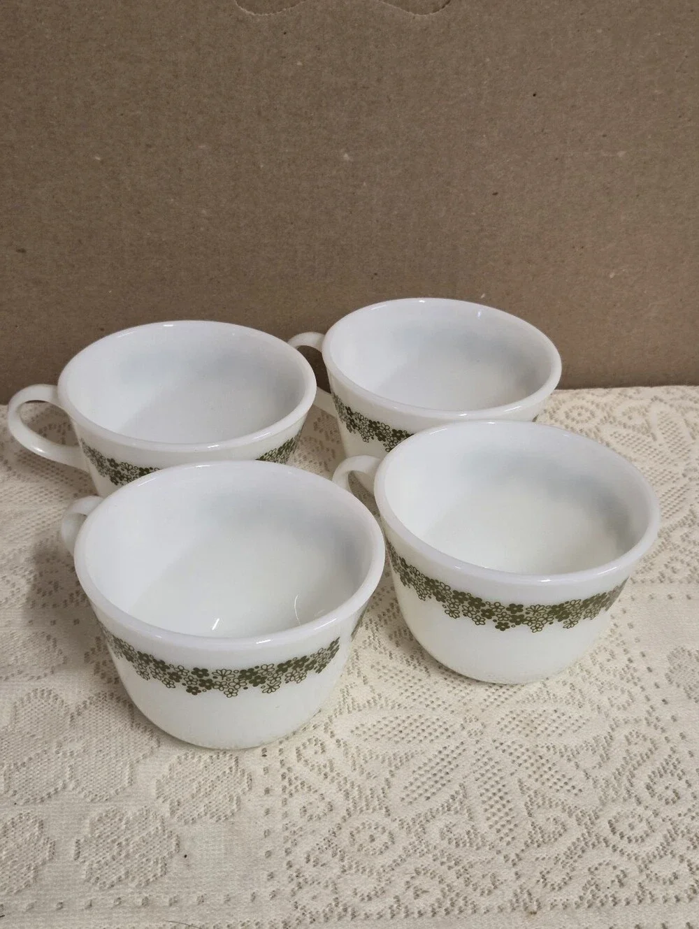 Pyrex Spring Blossom Green Crazy Daisies Coffee Cups